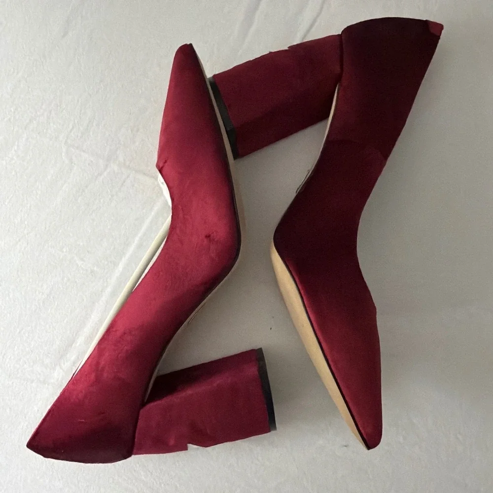 Chiara Ferragni Burgundy Velvet Star Block Heel Pointed Toe Pumps Size 41 Italy